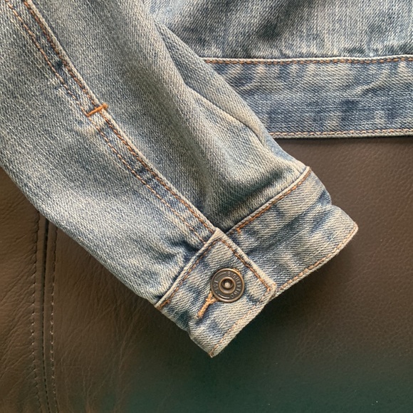 • Denim Jacket • - Picture 11 of 13